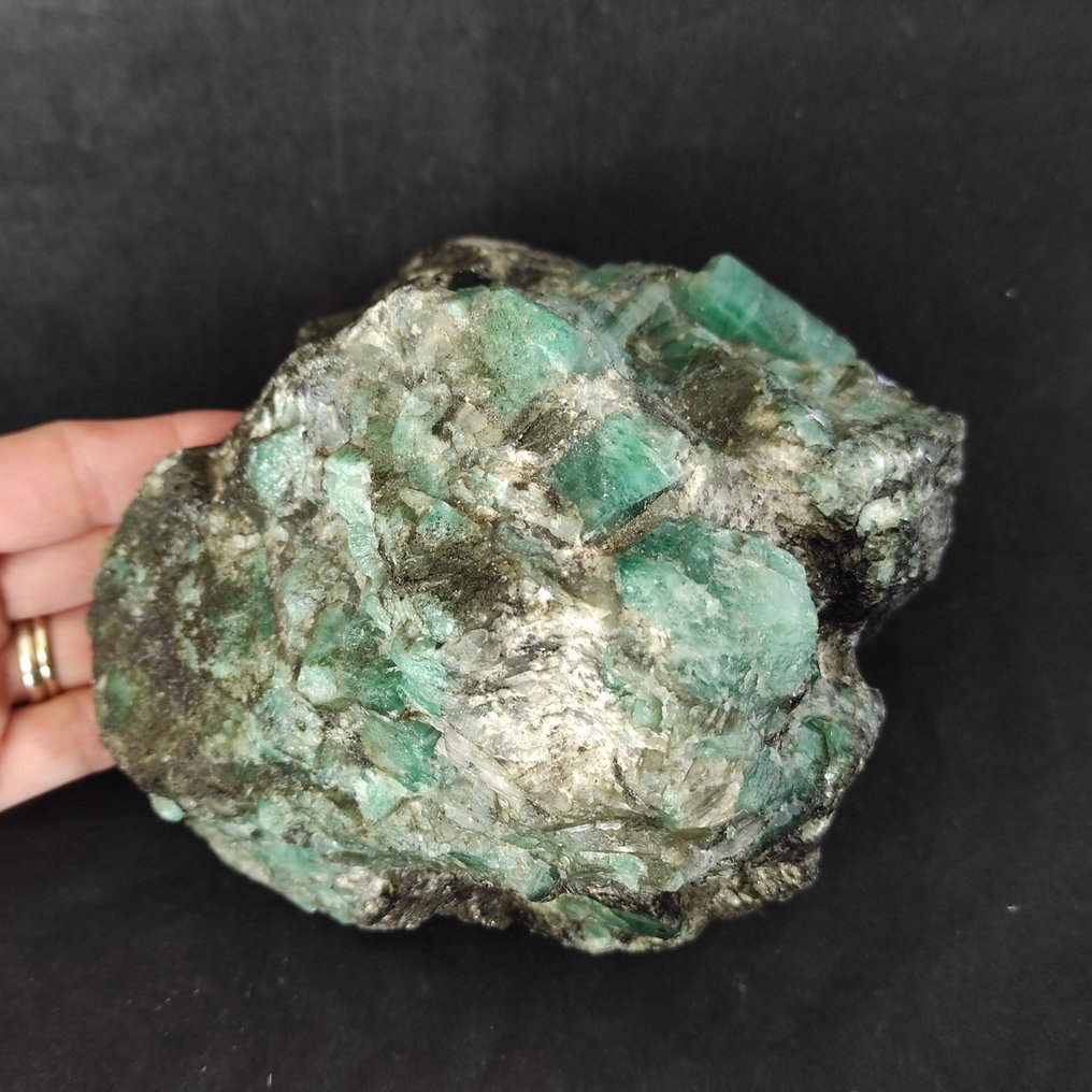 Smaragd Krystal i indlejring - Højde: 13 cm - Bredde: 10 cm- 2140 g - (1) #2.1