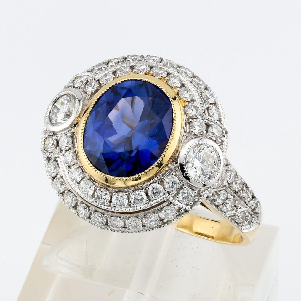 [GRS Certified] - (Blue Sapphire) 2.34 Cts - (Diamond) 0.75 Cts (60) Pcs - 18 K Bicolor - Anel #1.2