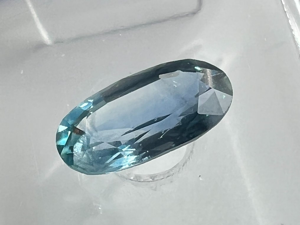 Blå Safir  - 0.89 ct - Antwerp Laboratory for Gemstone Testing (ALGT) - Intensiv blå (grönaktig) #3.2