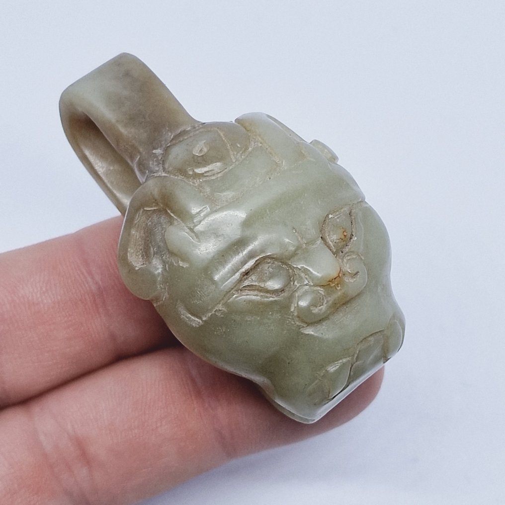 Westasiatisch Jade Halb menschliche, halb tierische Gottheitskopf-Gürtelschnalle - 56 mm #2.1