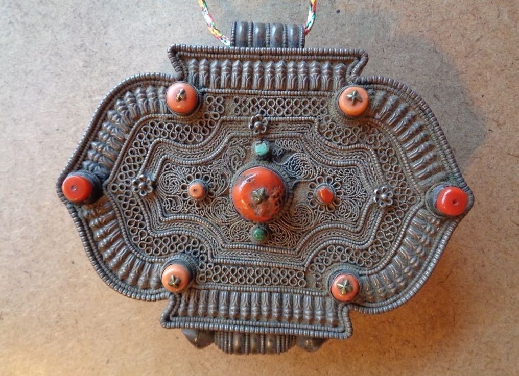 Caja grande de amuleto Gau - Tíbet - finales del siglo XIX - principios del XX #1.1