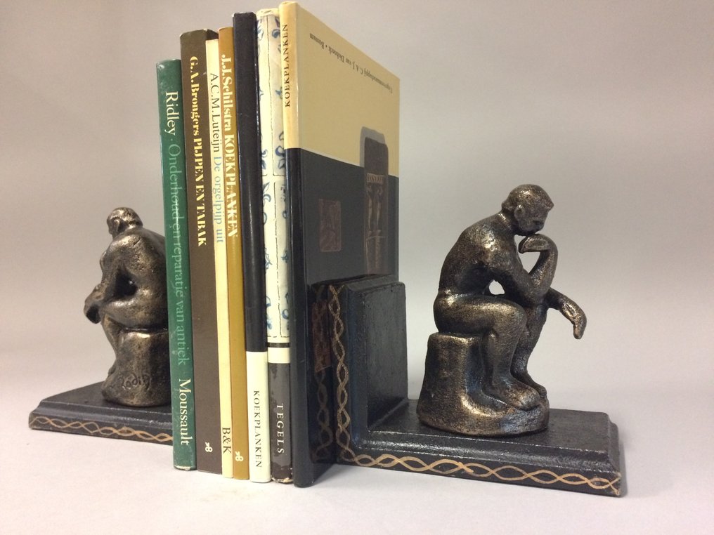 Kirjatuet - Valurauta #1.0