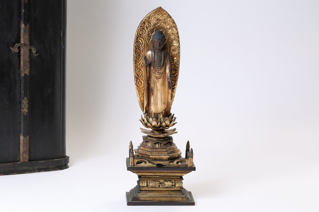 Amida Buddha 阿弥陀如来 Statue with Zushi Altar Cabinet - 雕刻 木 - 日本 - 明治時期（1868-1912） #2.2