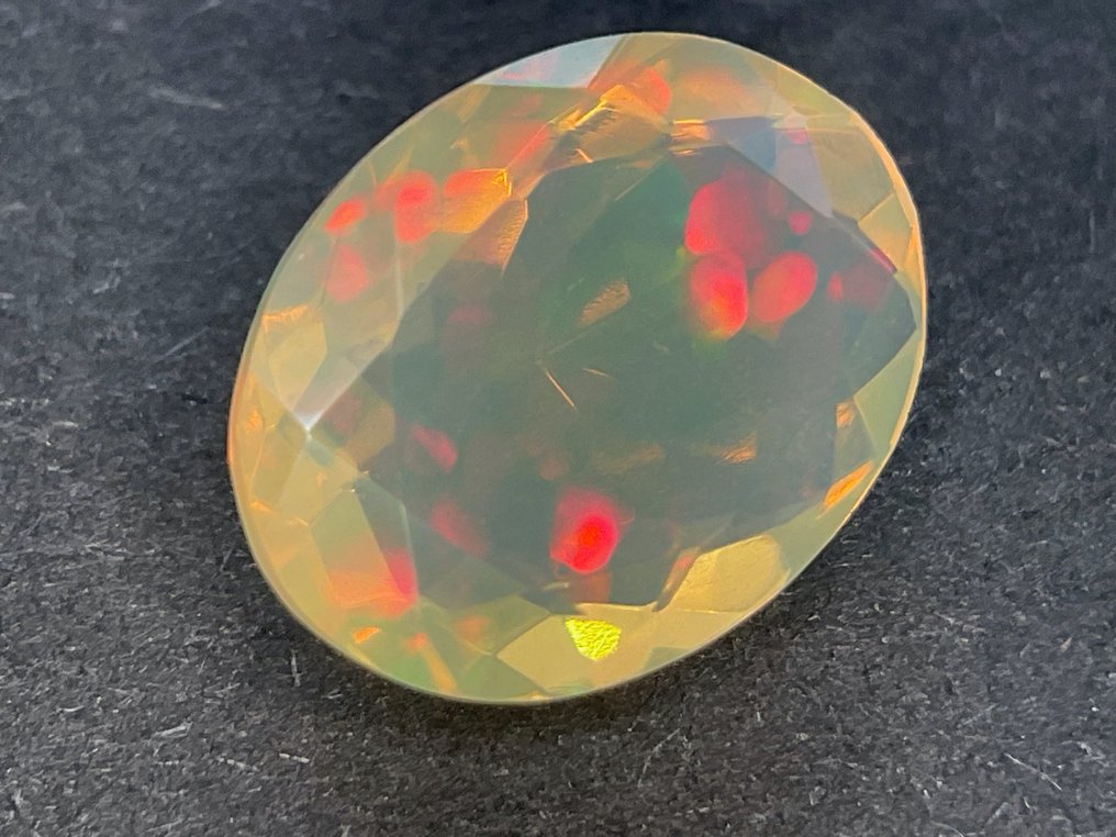light orange + Play of Color Crystal opal - 2.07 ct #1.1