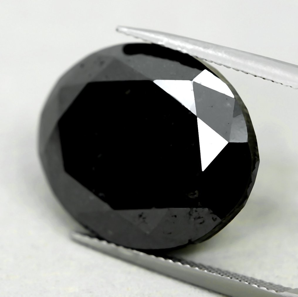 1 pcs Diamant  (Traitement de couleur)  - 29.79 ct - Oval - Non précisé dans le rapport de laboratoire - International Gemological Institute (IGI) #1.2