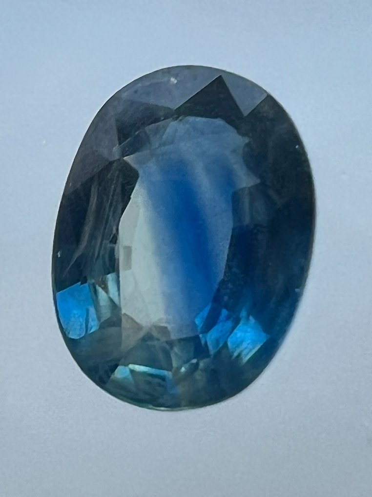 Blue, Green Sapphire  - 0.82 ct - Antwerp Laboratory for Gemstone Testing (ALGT) - Intense Blue (Greenish) #3.2