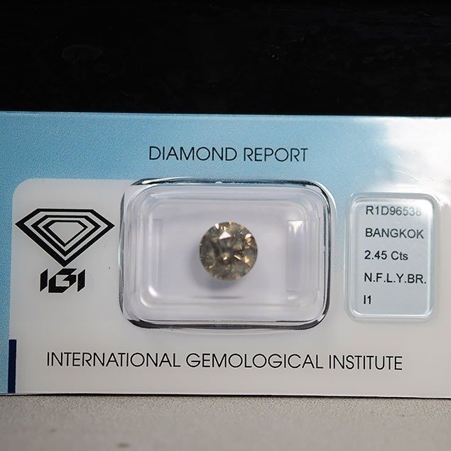 Diamant - 2.45 ct - Rund - Fancy Hell gelblich braun - I1 #2.1