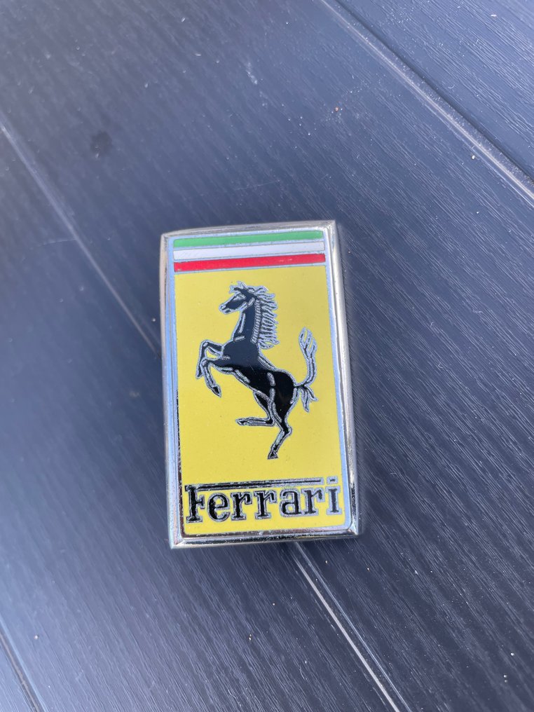 Placca Ferrari 1960 Badge de Capot OMEA Milano - Italia - tardo XX #1.1