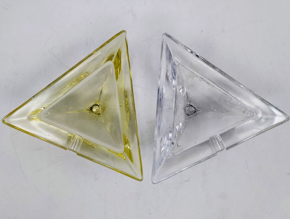 V.Nason&C. - Askfat  (2) - Artistico Murano - Murano-glas - Triangulär #2.1