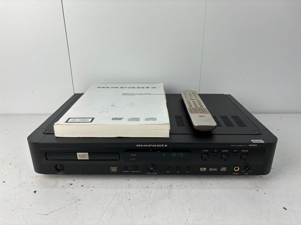 Marantz - DV-17 - DVD / CD player #1.1