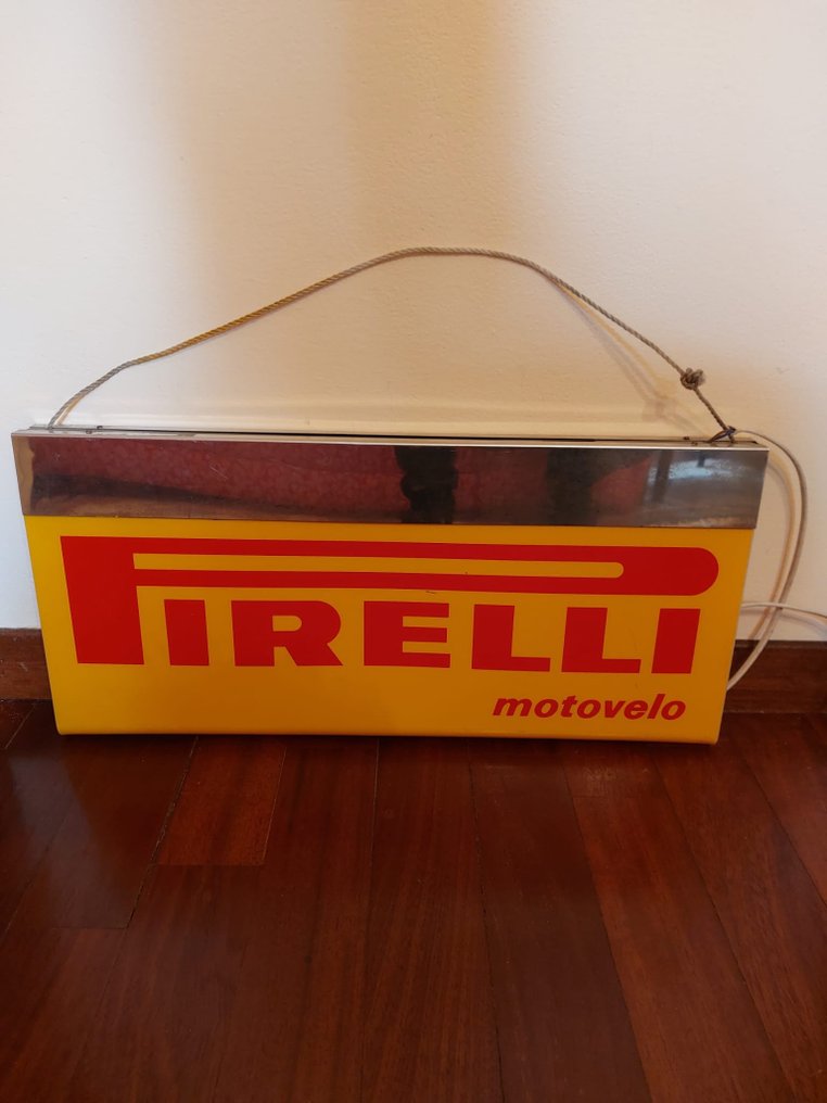 Sign - PIRELLI Motovelo - 1980 #2.1