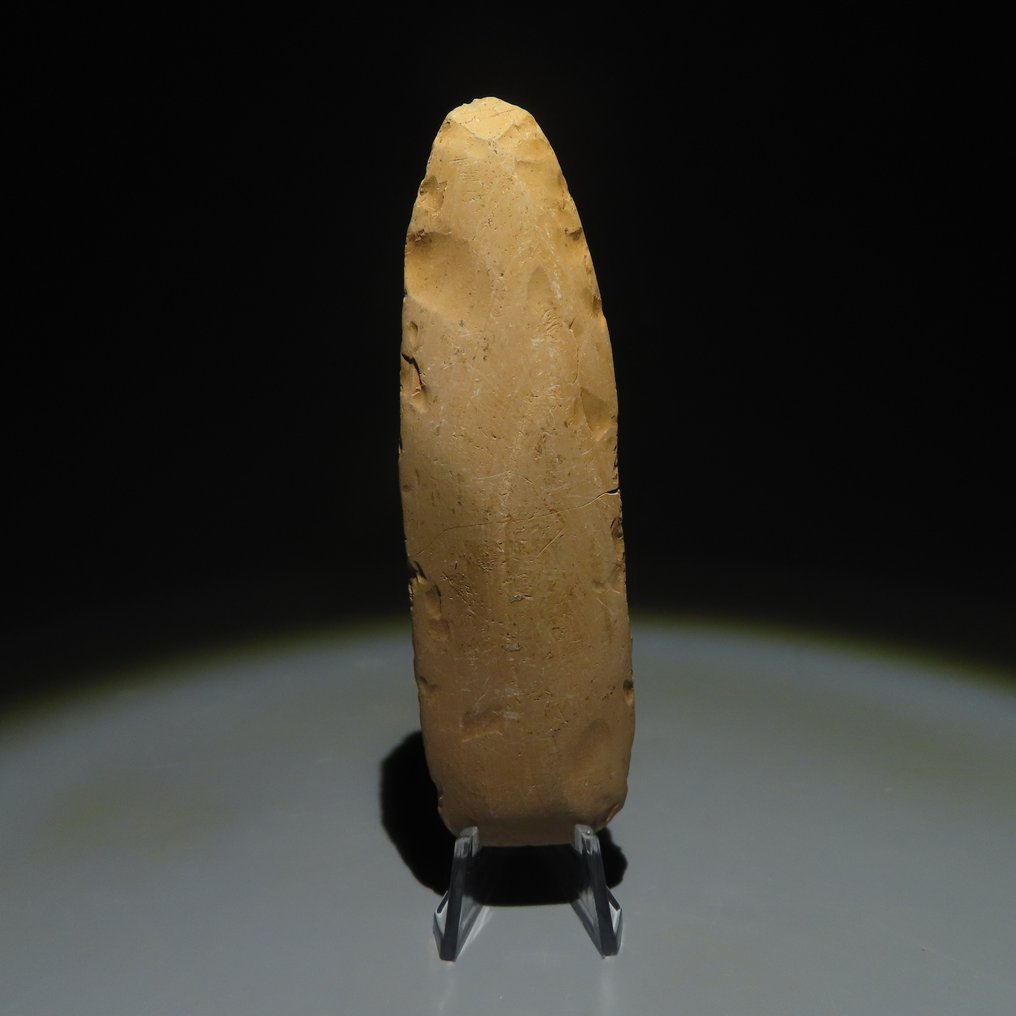 Neolit Kamień Narzędzie. 3000-2000 p.n.e. 9,8 cm dł.  (Bez ceny minimalnej
) #2.1