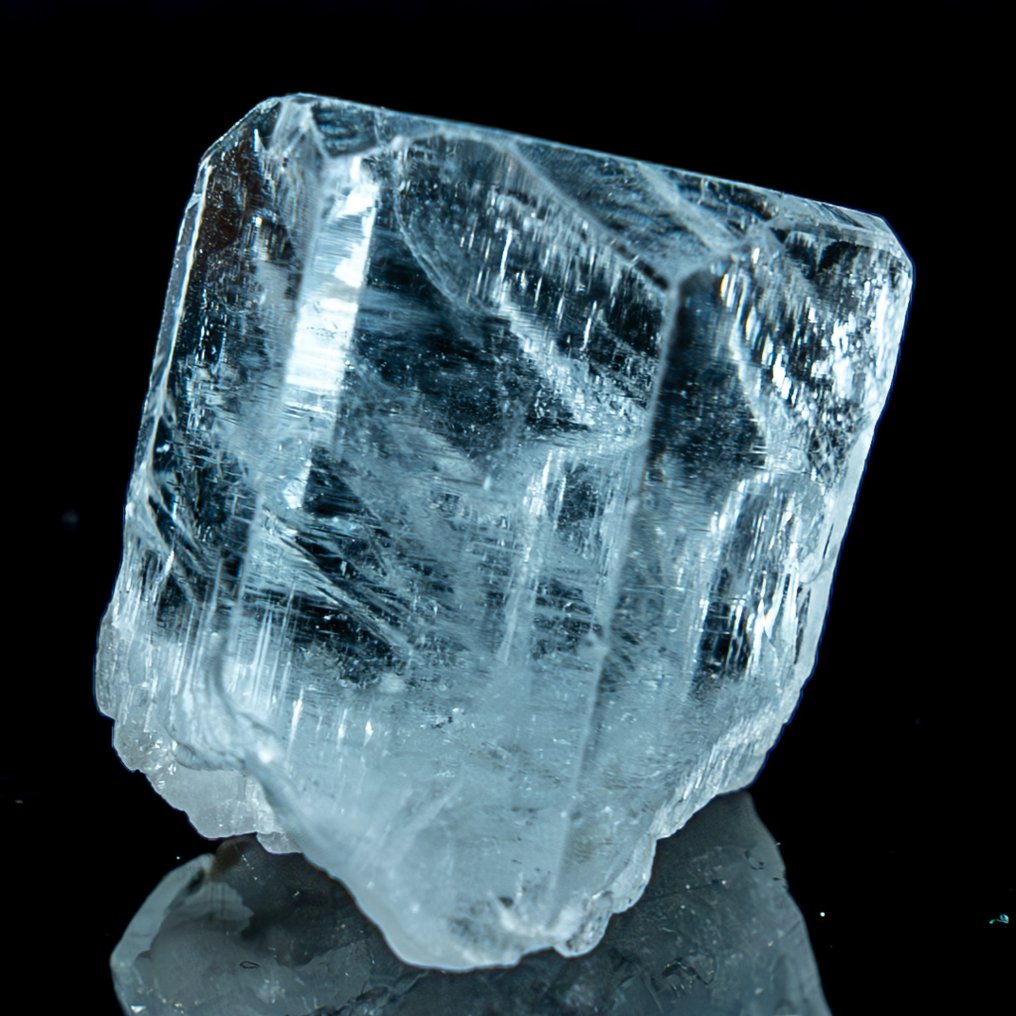Natural transparent light Blue Aquamarine Crystal Untreated 44.8ct- 20.19 g #1.2