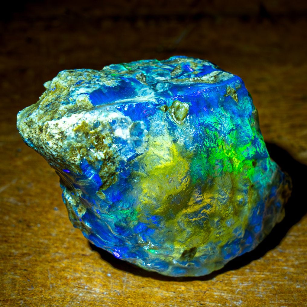 非常罕见的天然 AAA+++ 水晶蛋白石未经处理 275.35 克拉- 55.07 g #1.1
