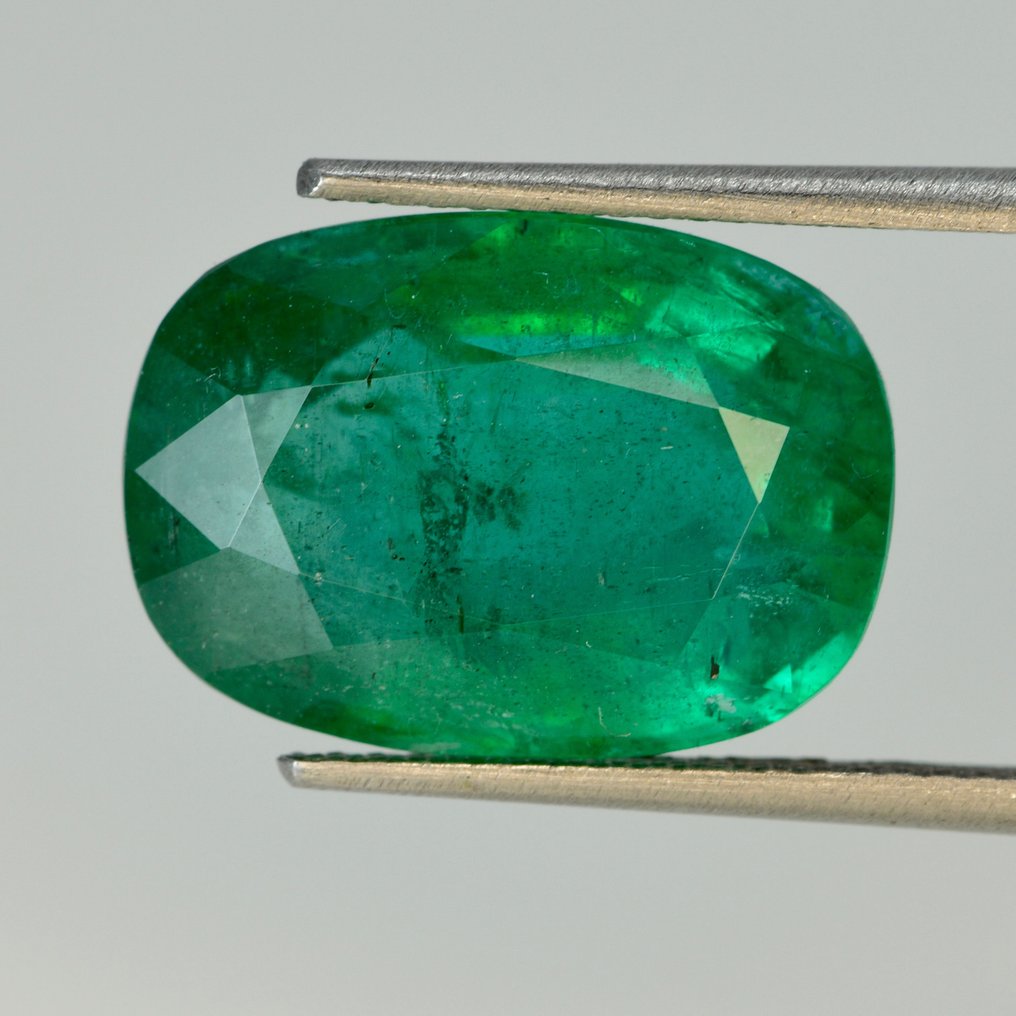 1 pcs  Verde Smarald  - 9.01 ct - IGI (Institutul gemologic internațional) - ZAMBIA ORIGINEA SMERALDA #3.1