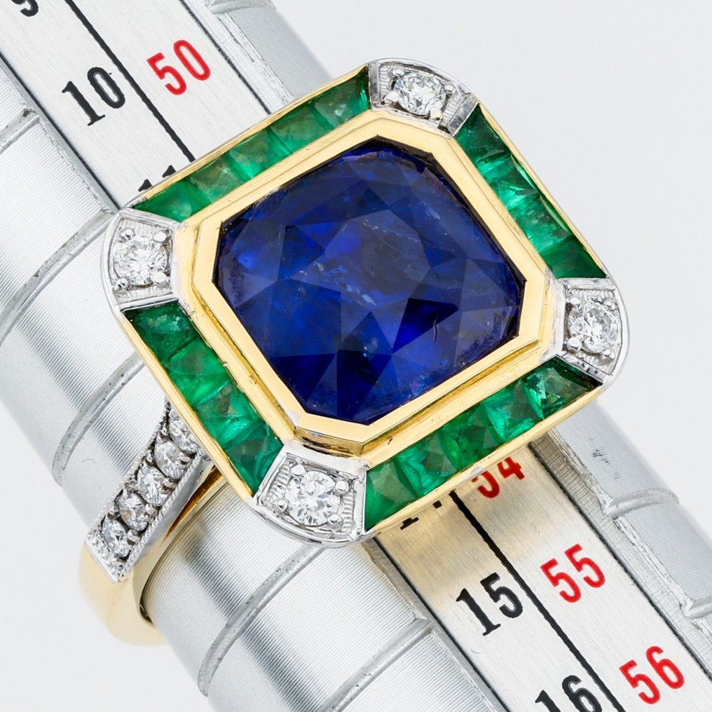 "GIA"- No Heat Ceylon Sapphire 4.50 Ct,Emerald and Diamond Combo Art French Carre Cut Bezel Set - Sormus - 18 kt. Keltakulta, Valkokulta #2.1