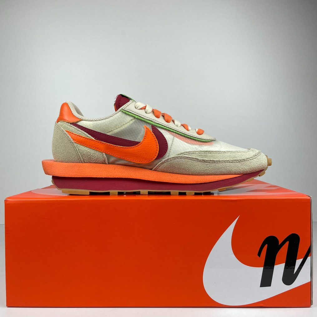 Nike - Sneakers - Maat: Shoes / EU 42.5 #2.1