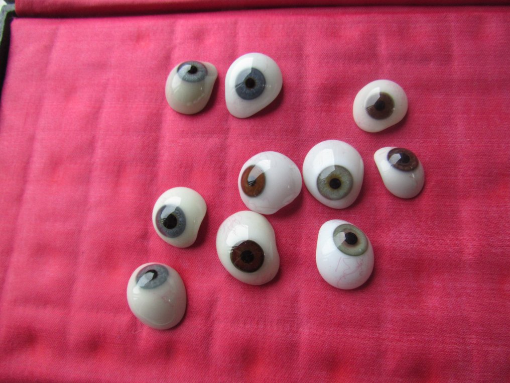 Artificial Prosthetic Eyes - Prothese (10) #1.1