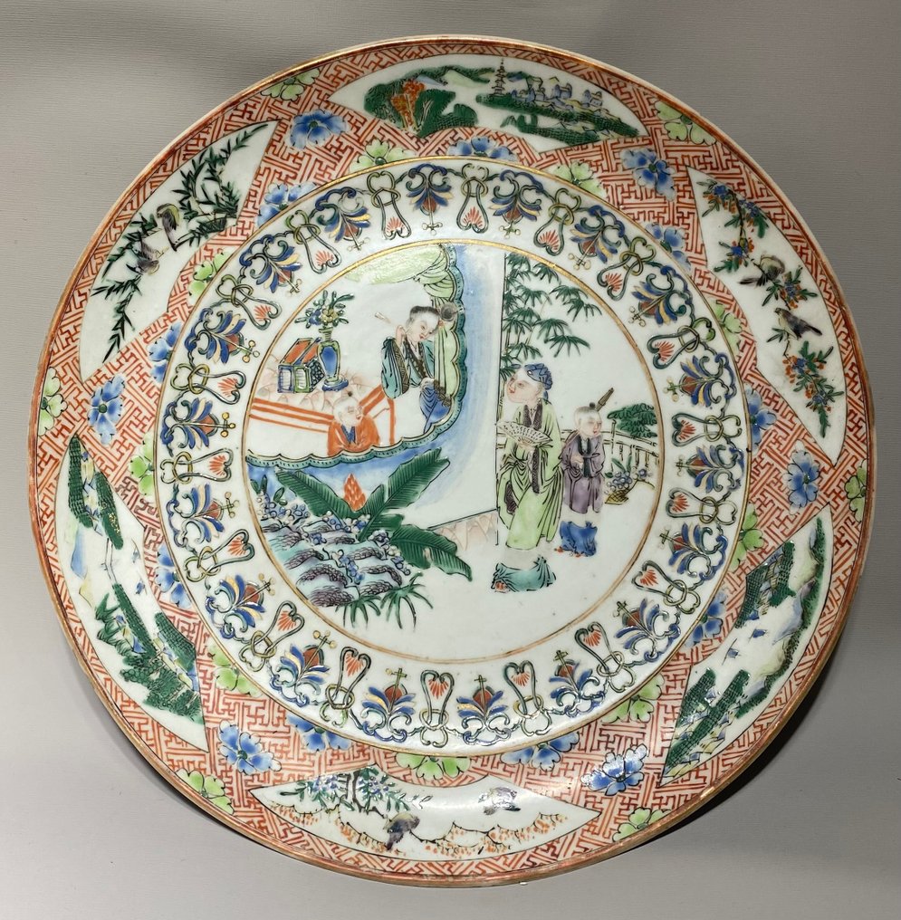 Plade - Scene med tegn - Porcelæn - Canton - Kina - XIX århundrede #1.1