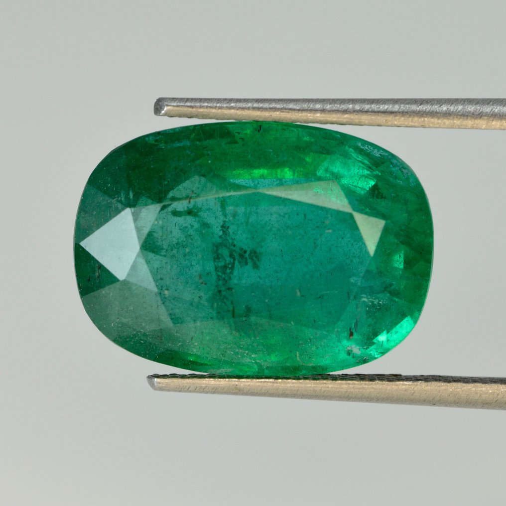 1 pcs  Verde Smarald  - 9.01 ct - IGI (Institutul gemologic internațional) - ZAMBIA ORIGINEA SMERALDA #1.1