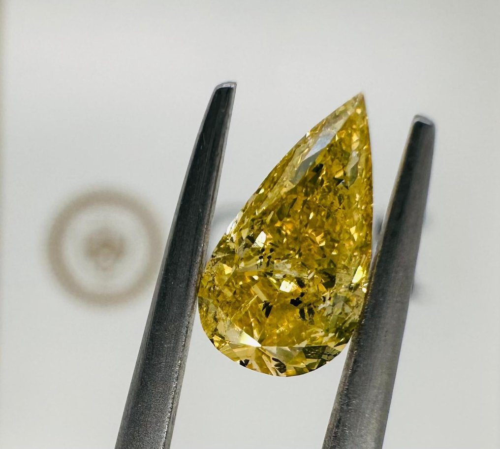 1 pcs 钻石 - 1.12 ct - 明亮型, 梨形 - 中彩黄 - 证书上未提及 #1.1