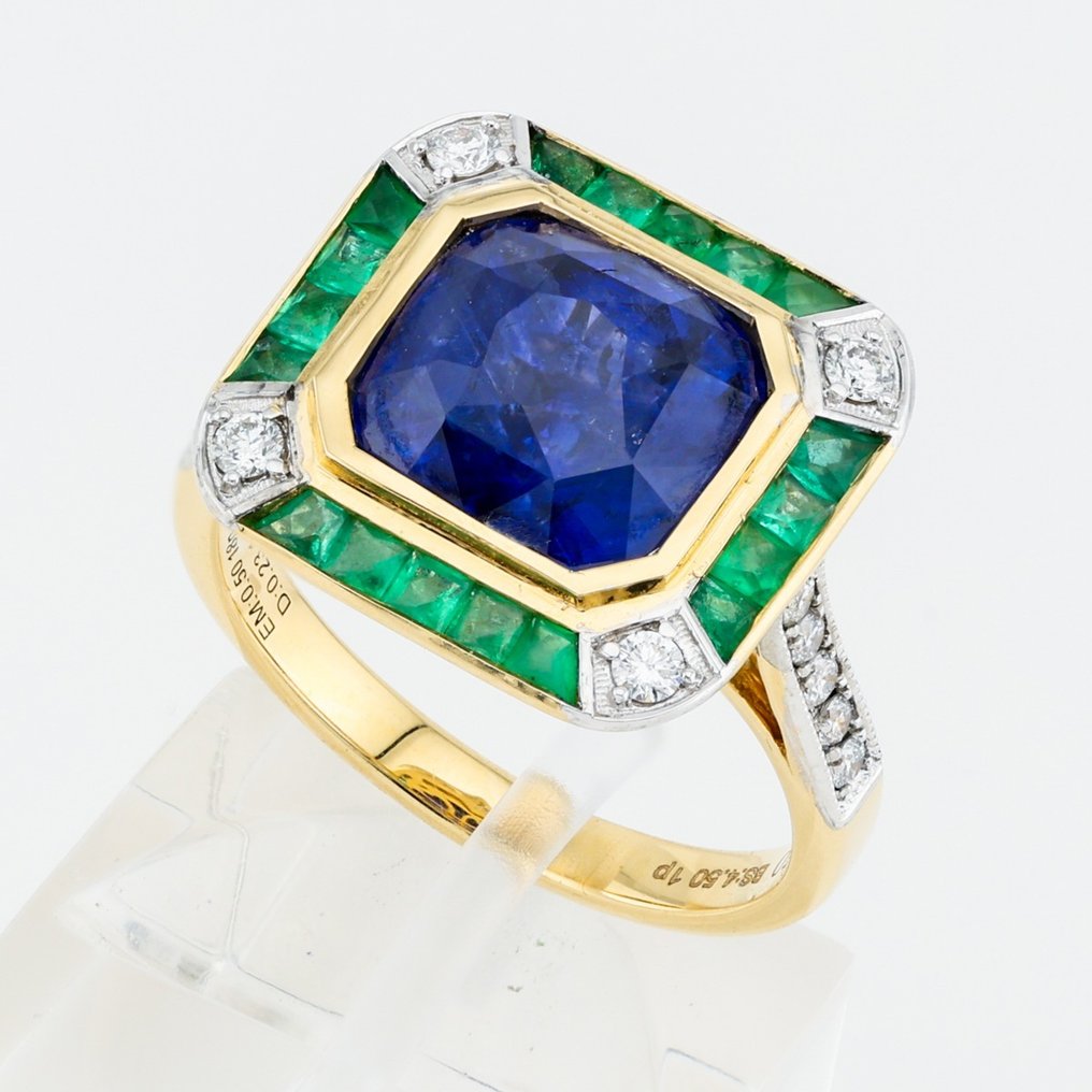 "GIA"- No Heat Ceylon Sapphire 4.50 Ct,Emerald and Diamond Combo Art French Carre Cut Bezel Set - Ring - 18 karaat Geel goud, Witgoud #1.2