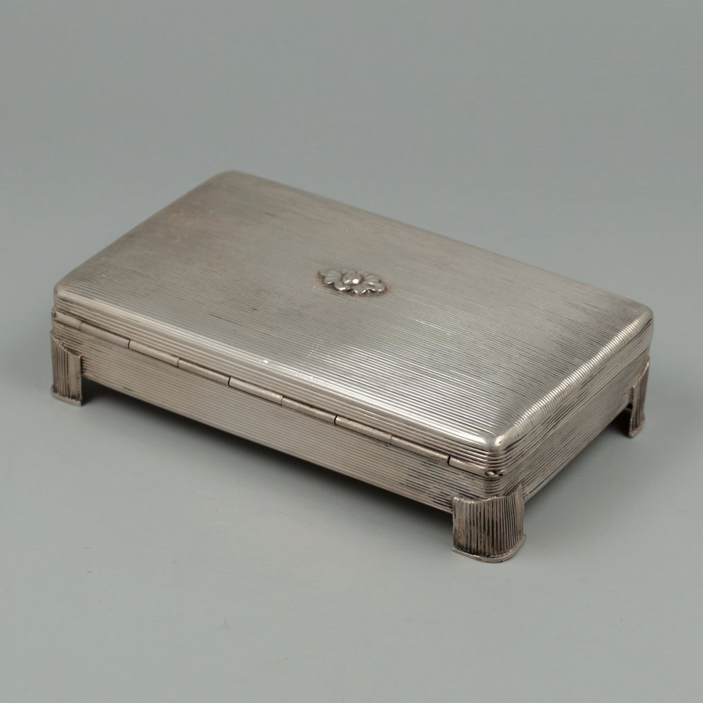 Hendrik Kuijlenburg 1838 - Tobacco box (1) - .833 silver #1.2