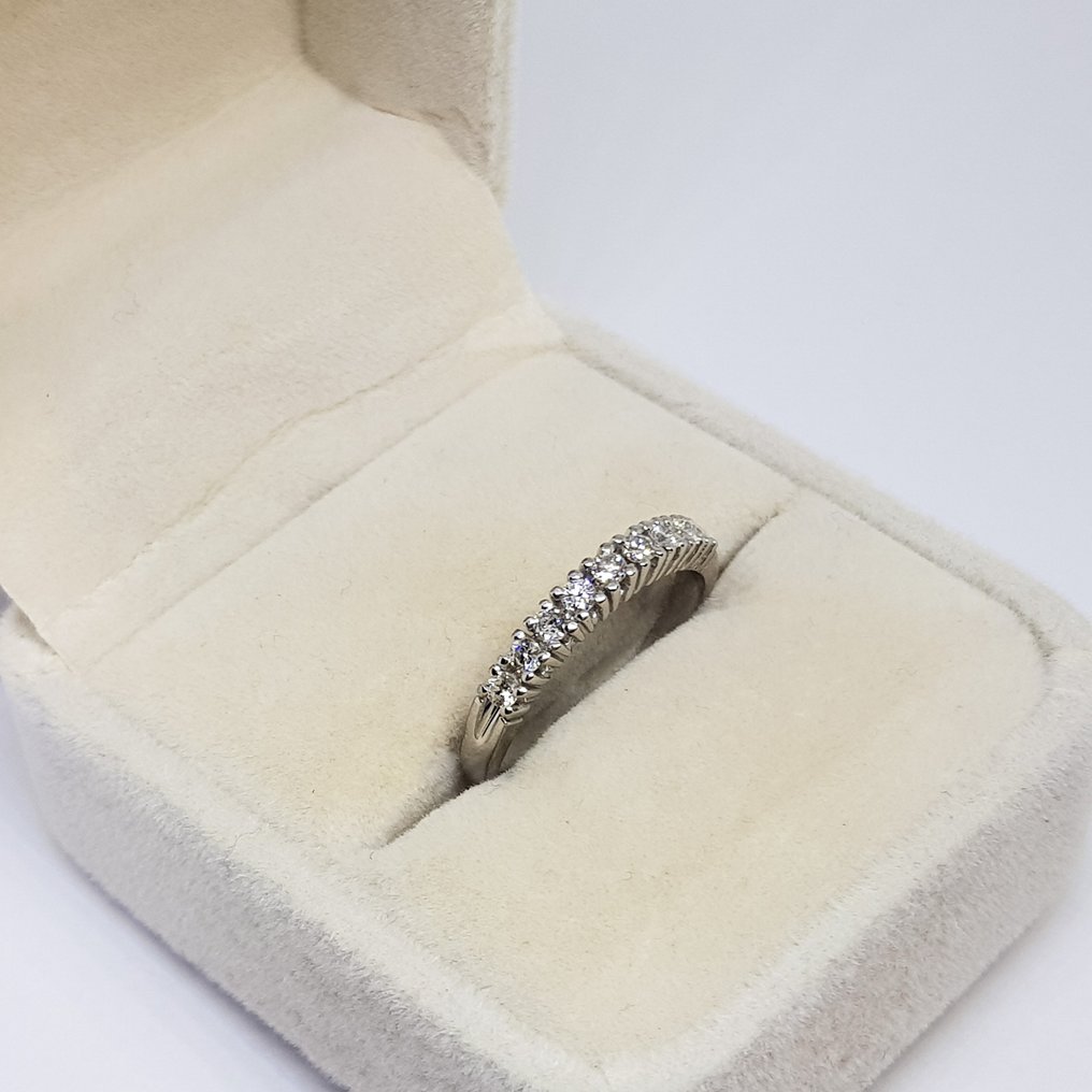 Ring Witgoud -  0.54 tw. Diamant  #1.2