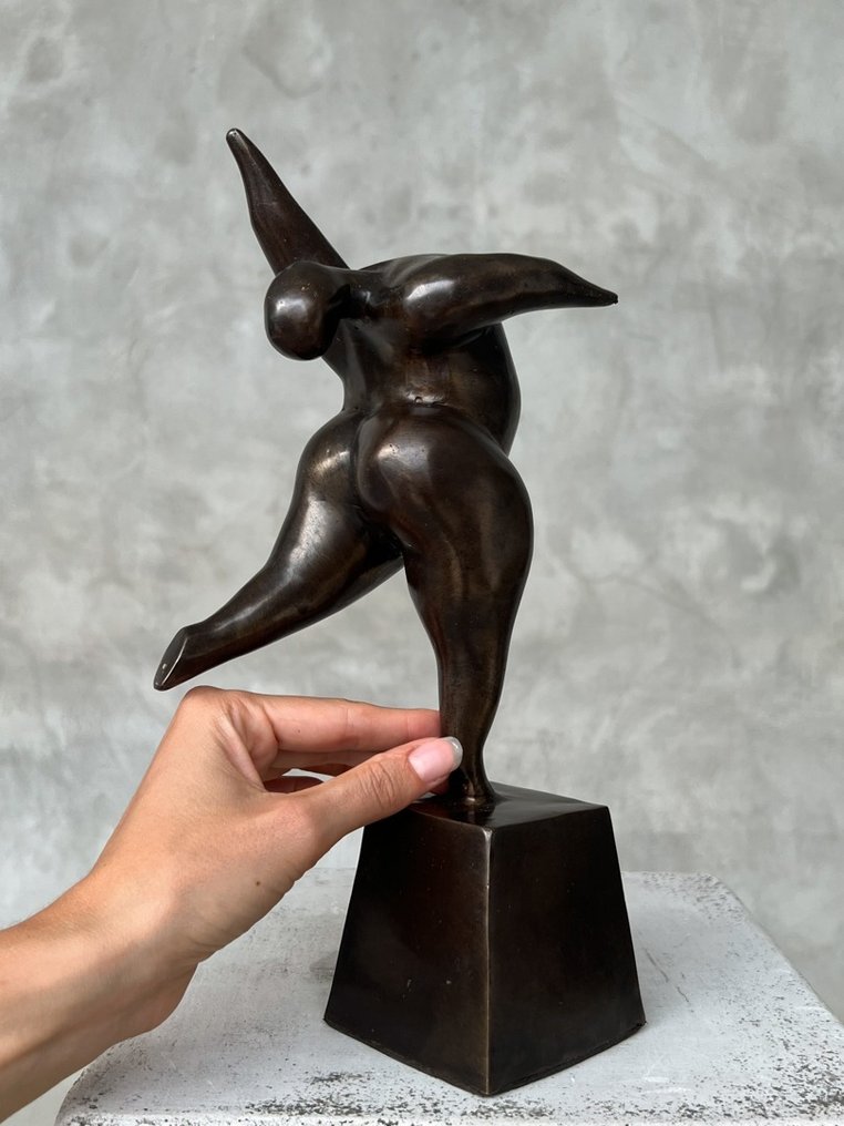 Rzeźba, NO RESERVE PRICE - Voluptuous Dancing Lady Statue - Bronze - 26 cm - Brązowy #1.0