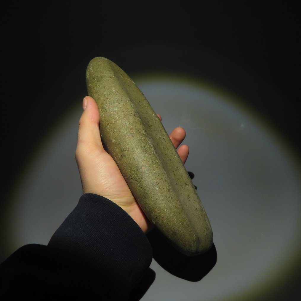 新石器时代 石头 工具。公元前 3000-1500 年。长 27 厘米。具有西班牙进口许可证。 #1.2