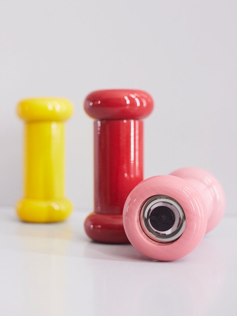 Alessi - Ettore Sottsass - Suola- ja pippurisirottimet - Twergi ES19 - Puu (Koivu) - Valitse väri #1.0