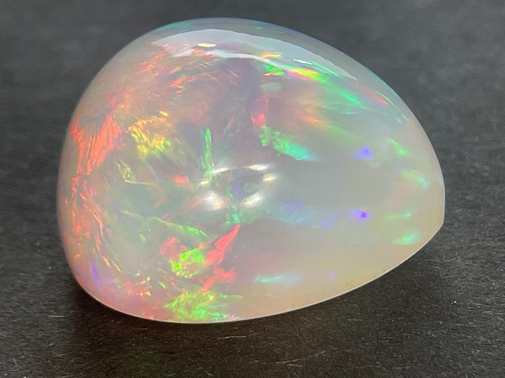 Valkoinen + värien leikki (intensiivinen) Opaali kristalli - 18.02 ct #3.1