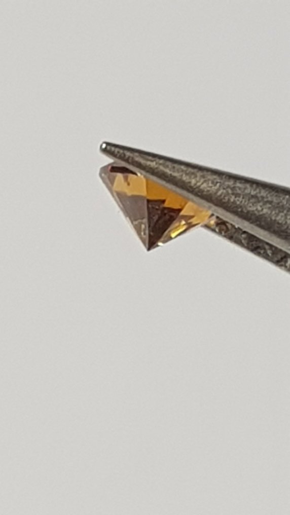 1 pcs Diamond - 0.30 ct - Μπριγιάν - fancy vivid yellowish orange - SI2 #2.1