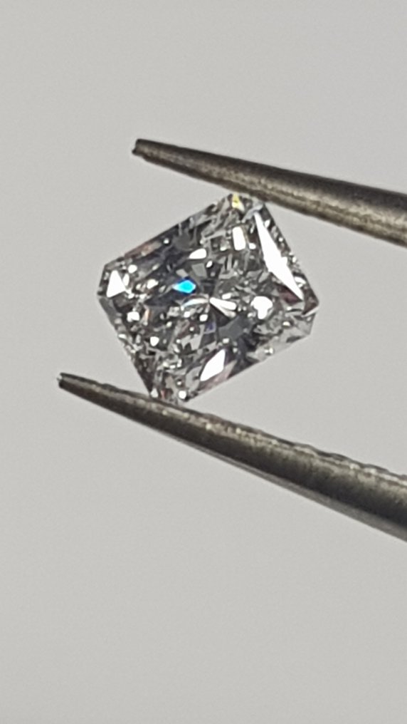 沒有保留價 - 1 pcs 鑽石  (天然)  - 0.34 ct - 雷地恩型 - E(近乎完全無色) - SI2 - 美國寶石學院（Gemological Institute of America (GIA)） #1.1