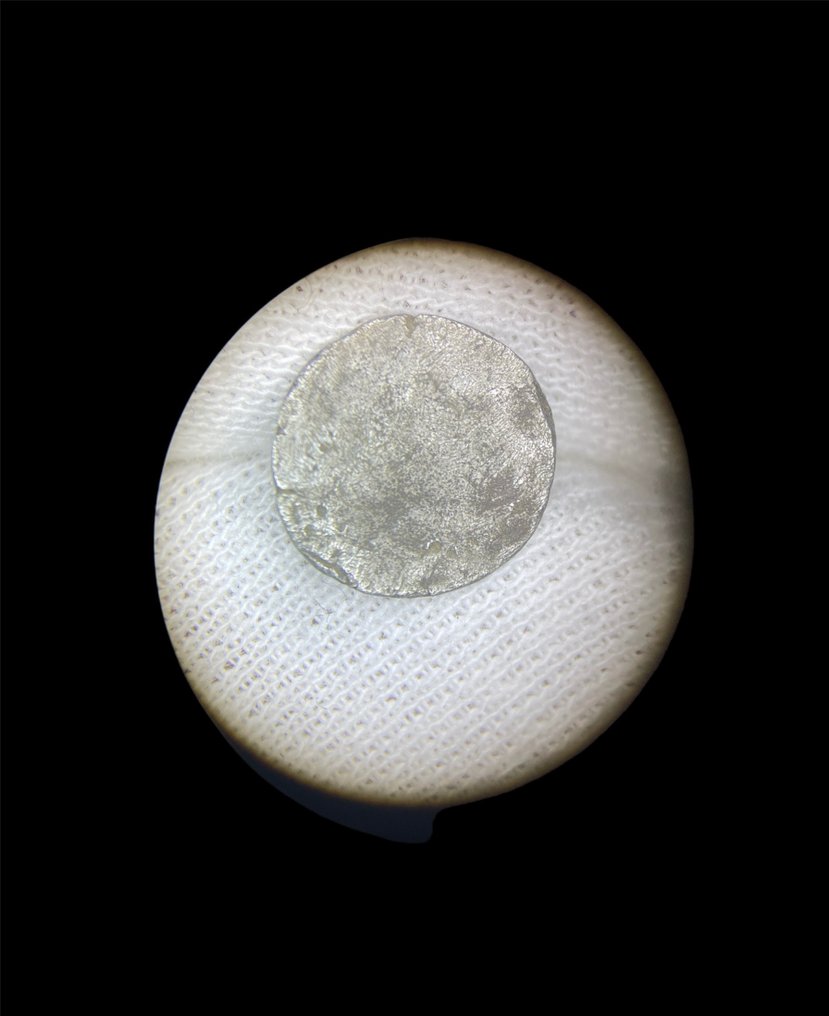 Ancient Roman Silver Gemma - 9 mm #1.2