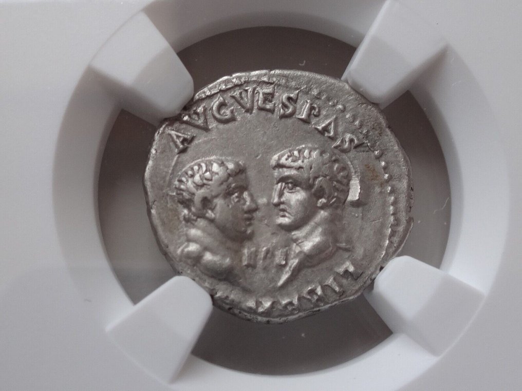 Impero romano. NGC "Ch XF" 4/5 - 3/5 DENARIUS VESPASIAN (69-79).. Denarius Ephesus mint. Very rare! #1.1