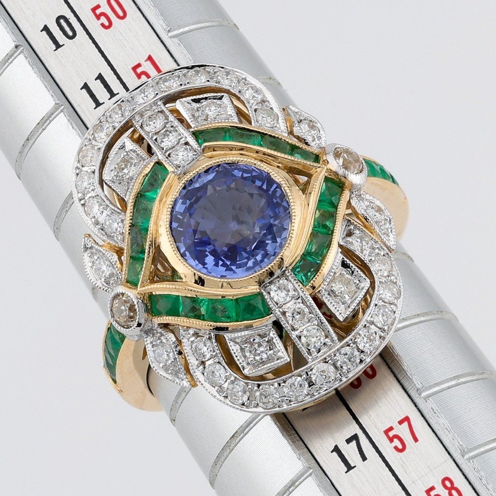 (GIA Certified) - (Sapphire) 2.19 Ct - (Emerald)  0.58 Cts (24) Pcs - (Diamond)  0.54 Cts (40) Pcs - 14 ct. Bicolor - Inel #2.1