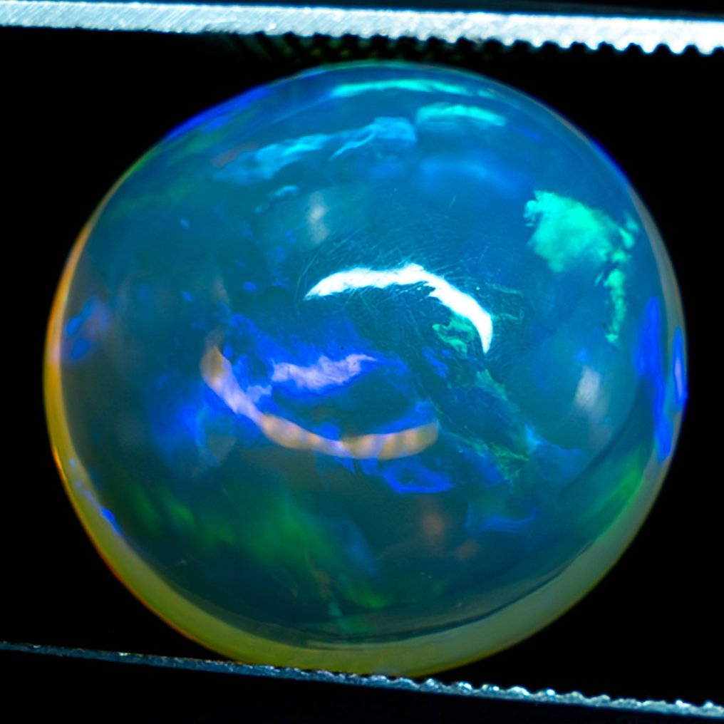 Φυσικό διαφανές Welo Opal Cabochon 8,45 ct- 1.69 g #1.2