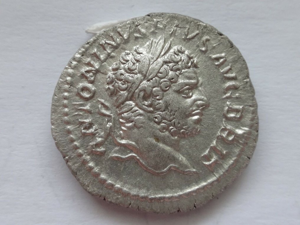 Imperio romano. Caracalla. AD 198-217 AR. Denarius #2.1