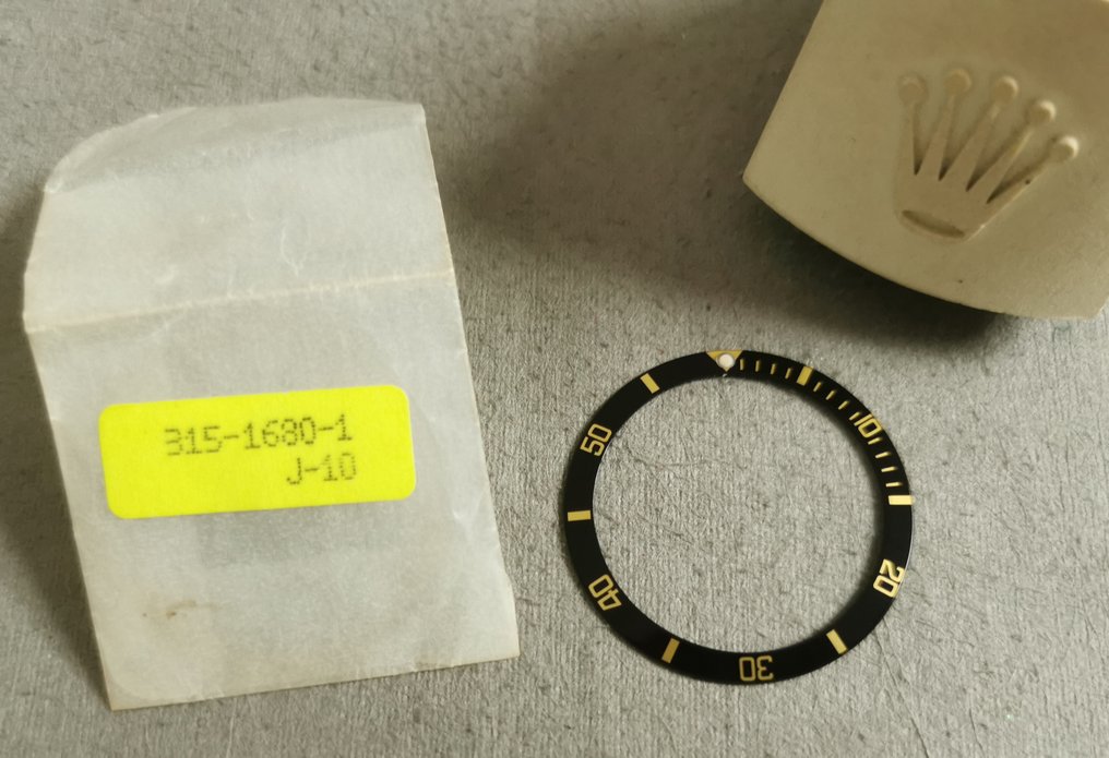 Rolex - 315-1680-1 j-10 original black bezel for submariner date 18kt yellow gold 1680 new #2.1