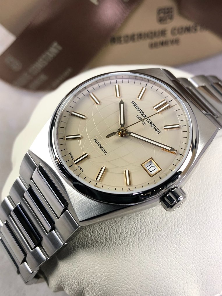 Frédérique Constant - Highlife Automatic Lady - FC-303WG2NH6B - 女士 - 2011至今 #1.1