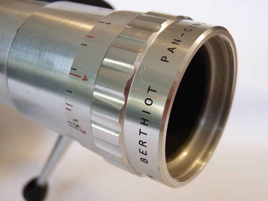 Bolex -Paillard H8 De Luxe / Reflex + Berthiot Pan-Cinor F2.8 10-30mm Filmcamera #3.2
