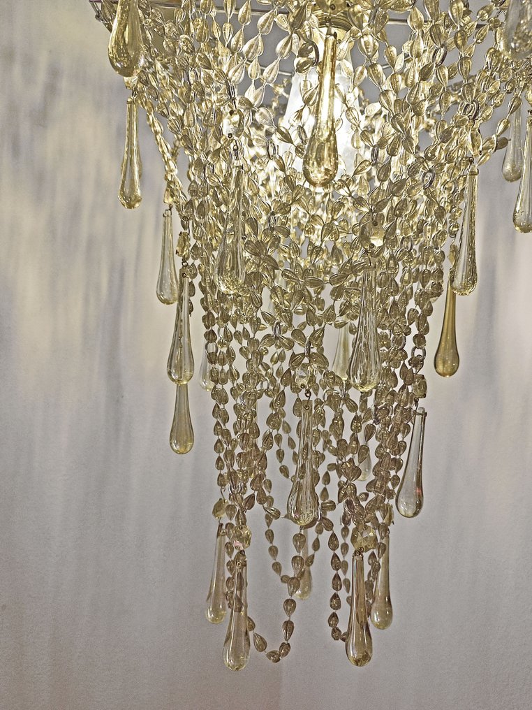 Adriana Lohmann - Chandelier - Collier lamp 35 47 - Methacrylate and crystals #2.1