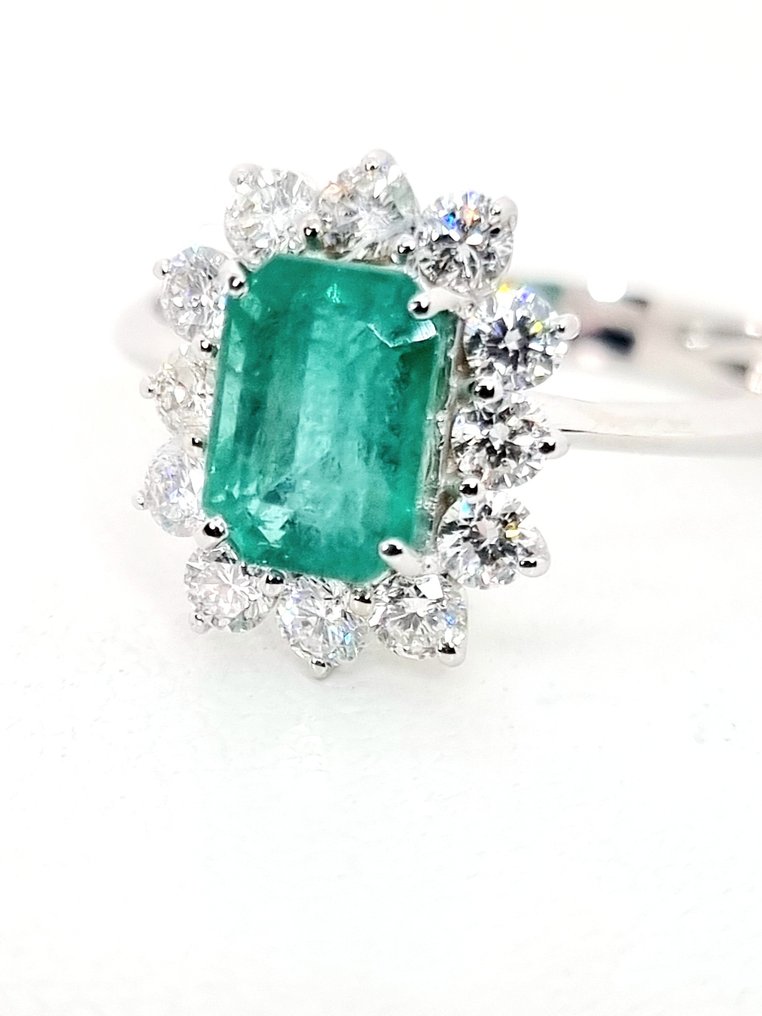 Ring - 18 kt Vittguld Smaragd - Diamant #2.1