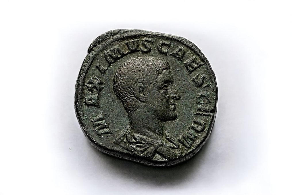 Rooman imperiumi. Maximus (Caesar, AD 235/6-238). Sestertius Rome - PRINCIPI IVVENTVTIS #3.2