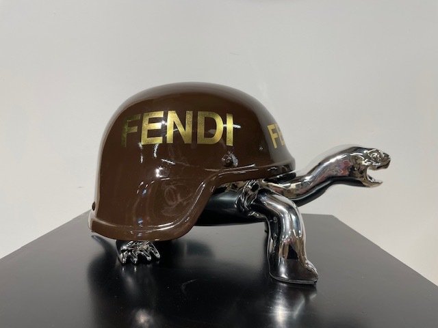 Van Apple - Fendi #1.0