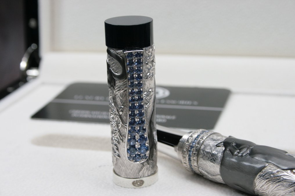 Urso - Roller Black Panther in sterling silver and blue sapphires ct. 3.10 - Roller ball pen #4.3
