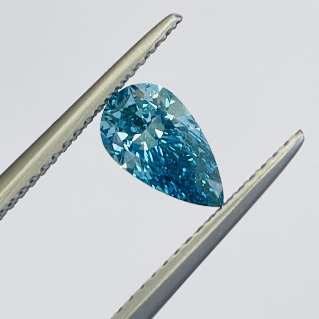 1 pcs Diamant - 0.70 ct - Poire - Color Enhanced - Bleu verdâtre vif fantaisie - VS1 #2.1