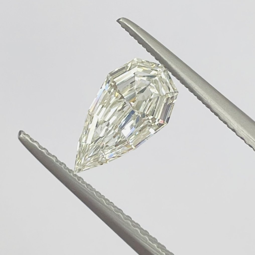 1 pcs 鑽石  (天然)  - 1.05 ct - I(極微黃、正面看為白色) - I1 - 美國寶石學院（Gemological Institute of America (GIA)） #1.1