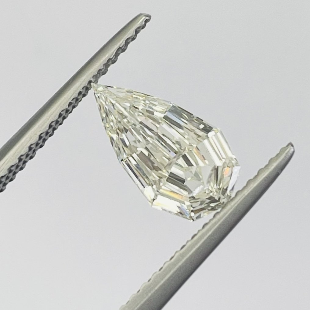 1 pcs 鑽石  (天然)  - 1.05 ct - I(極微黃、正面看為白色) - I1 - 美國寶石學院（Gemological Institute of America (GIA)） #2.1
